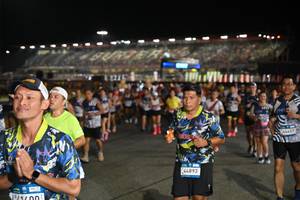 BIB: 
                            <button type="button" onclick="openModal(23946251)" class="btn btn-primary btn-sm float-right btn-popup" data-toggle="modal" data-target=".modal-high-quality">
                        <i class="fas fa-shopping-cart"></i> Add to Cart
                    </button>
                                            <button type="button" onclick="isThisMe(23946251, true)" class="btn btn-success btn-sm float-right btn-popup btn-isme hidden" data-toggle="tooltip" data-placement="bottom" title="นี่คือรูปของคุณใช่ไหม คลิกที่นี่เพื่อเอาเข้าอัลบั้ม">
                        <i class="fas fa-plus"></i> Add to album
                    </button>
                    <button type="button" onclick="isThisMe(23946251, false)" class="btn btn-warning btn-sm float-right btn-popup btn-isnotme hidden">
                        <i class="fas fa-ban"></i> Remove from album
                    </button>